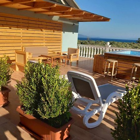 Irini'S Guesthouse ケパロ エクステリア 写真